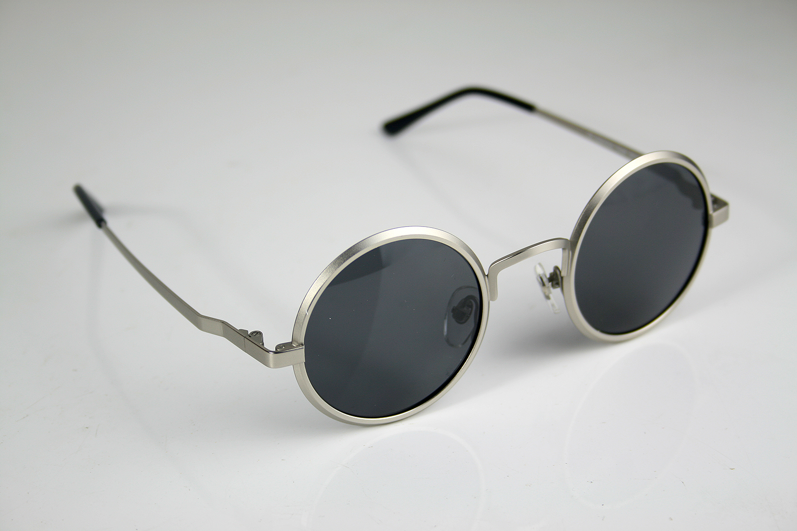 Round Silver Metal Sunglasses John Lennon Style Retro Goth Steampunk