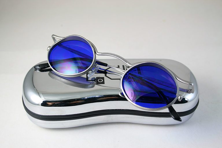 oval sunglasses