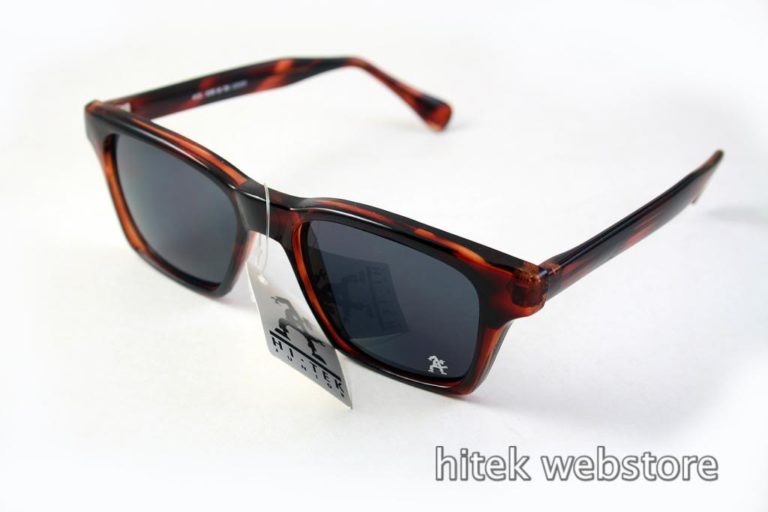 Vintage 1980s tortoise sunglasses HI TEK HT-9296 Wayfarer style - Image 2