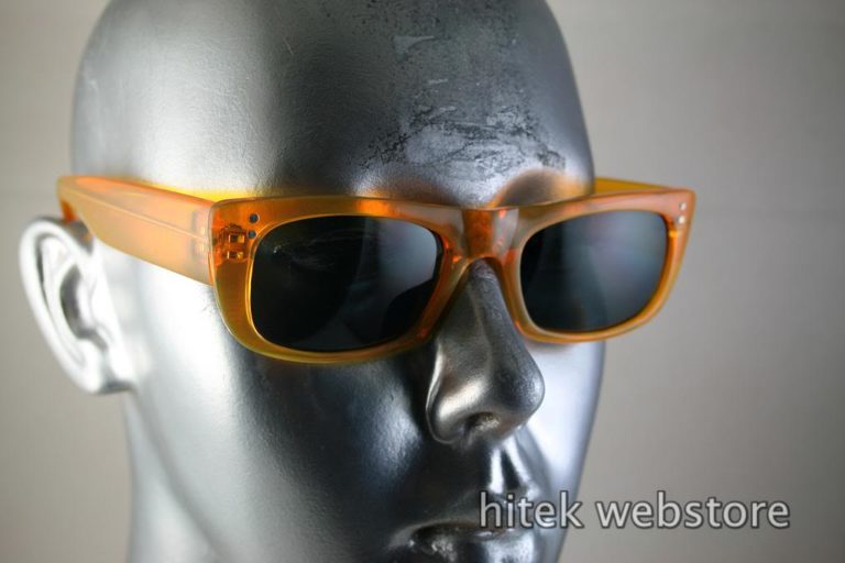 orange sunglasses