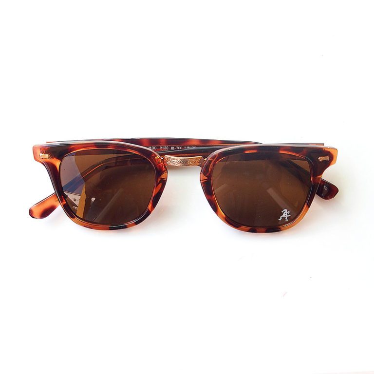 retro square sunglasses