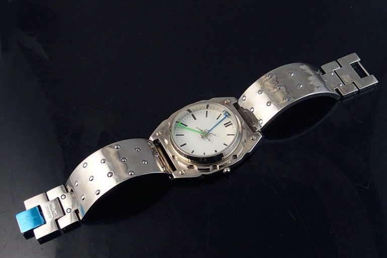 Mens wrist watch vintage, minimalistic design Goth Cyber punk Hi Tek Watch - Image 4