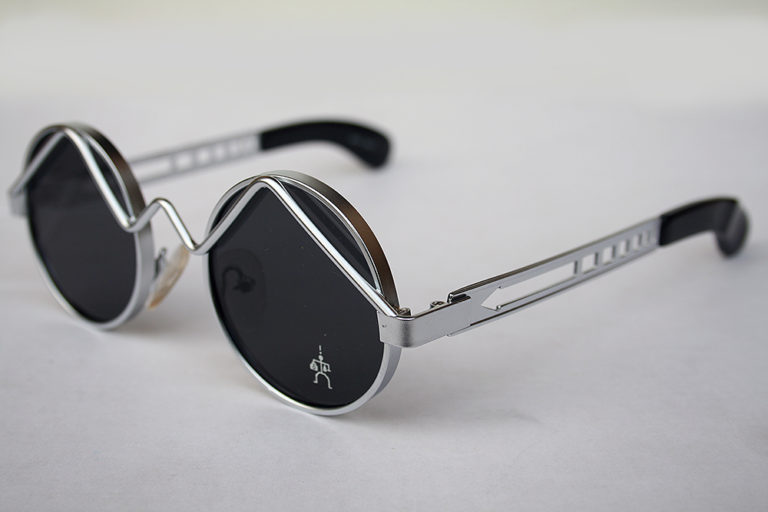 vintage round silver metal frame sunglasses Hi Tek HT-4007 - Image 2