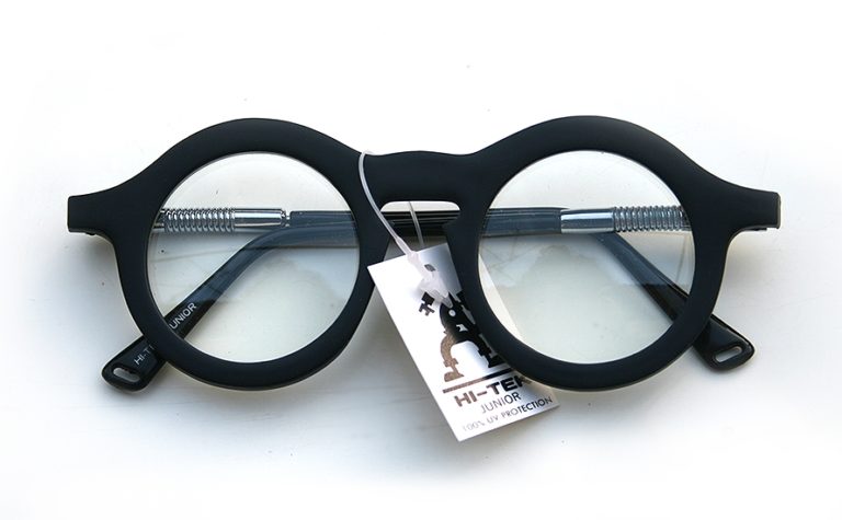 round goth eye sunglasses