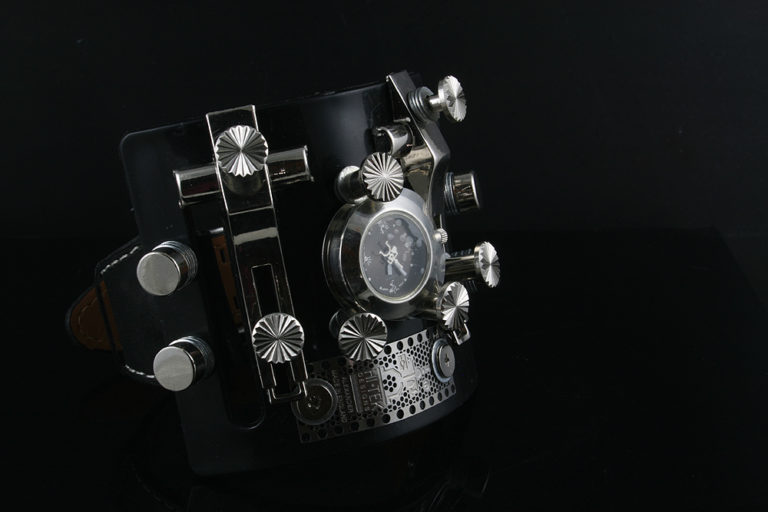 Goth Steampunk watch cuff Hi Tek HTSTW037 unusual unique - Image 4