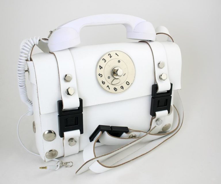 white shoulder bag