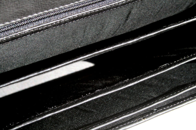 mens large black leather briefcase with aluminium telephone handle Hi Tek Alexander - Image 3