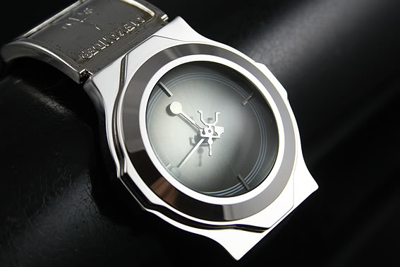 Modern wrist online watch