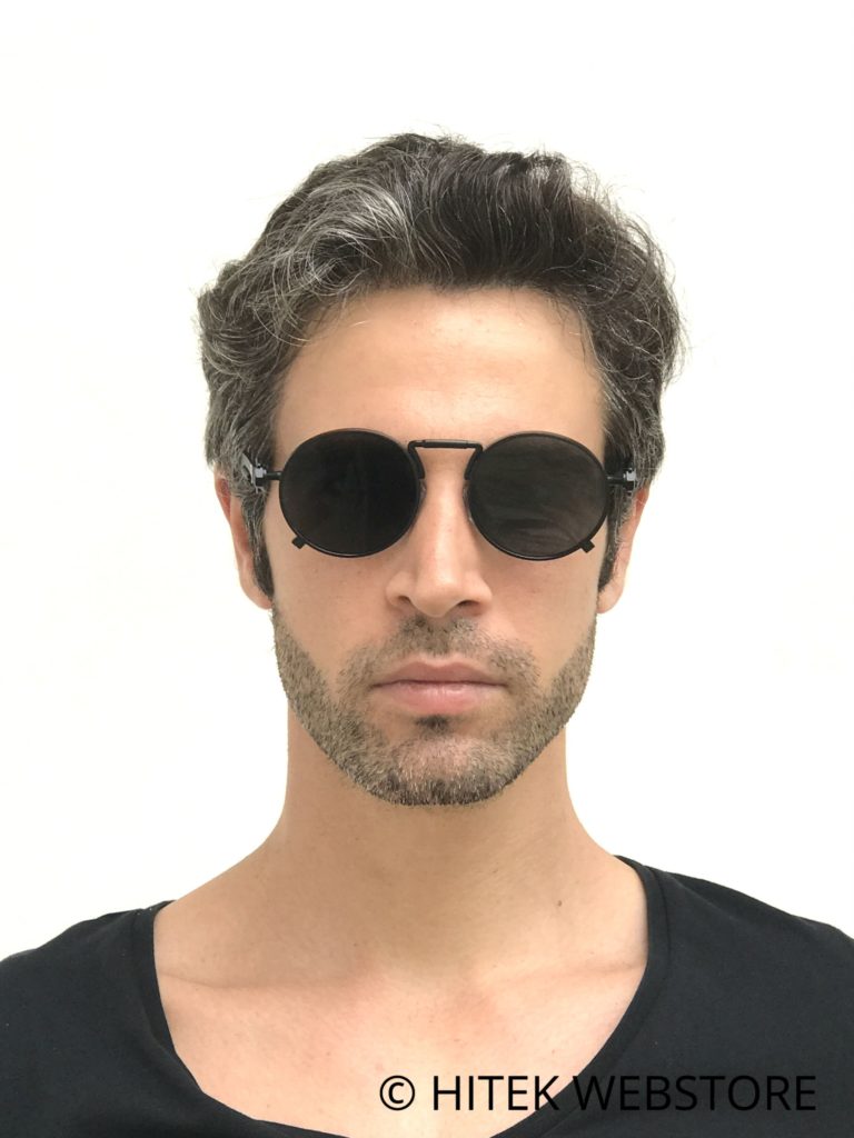 black round sunglasses