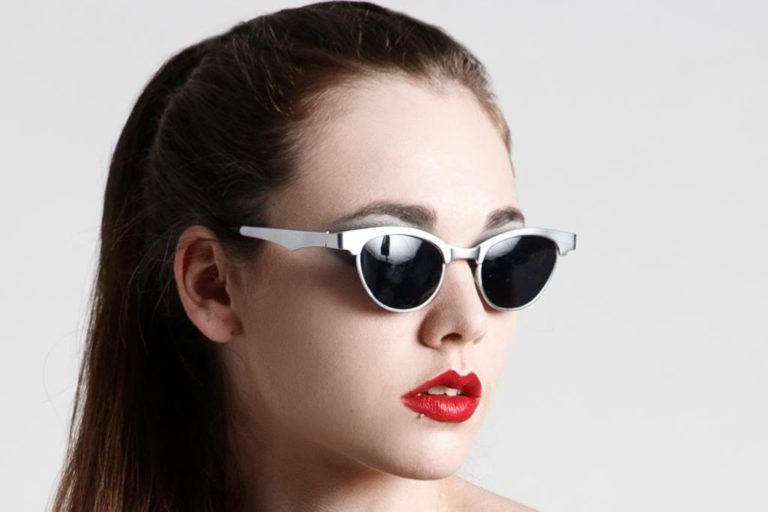 metal cats eye sunglasses vintage retro Hi Tek silver gold