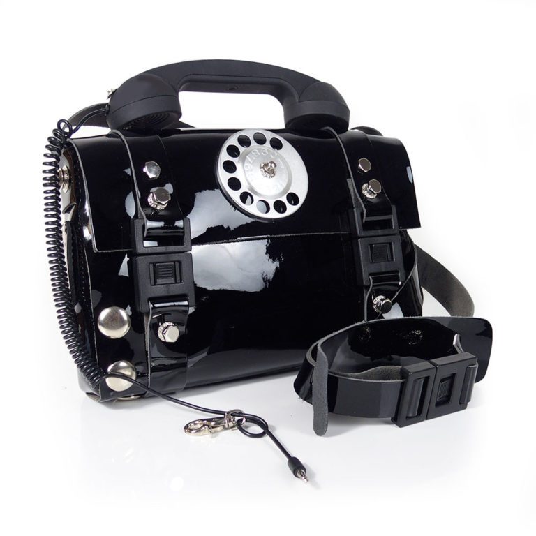 black shoulder bag