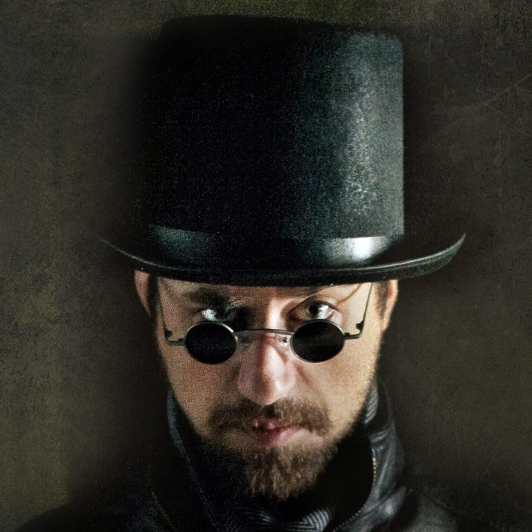 small round sunglasses
