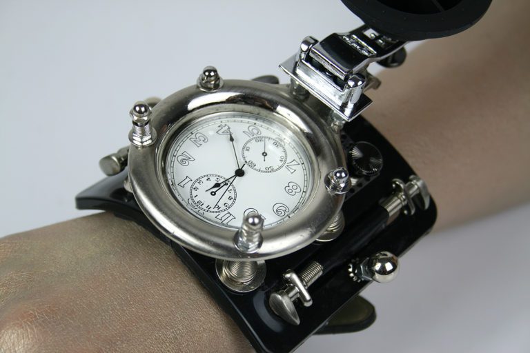 SteamPunk wrist Watch huge Cuff Bracelet - Image 4