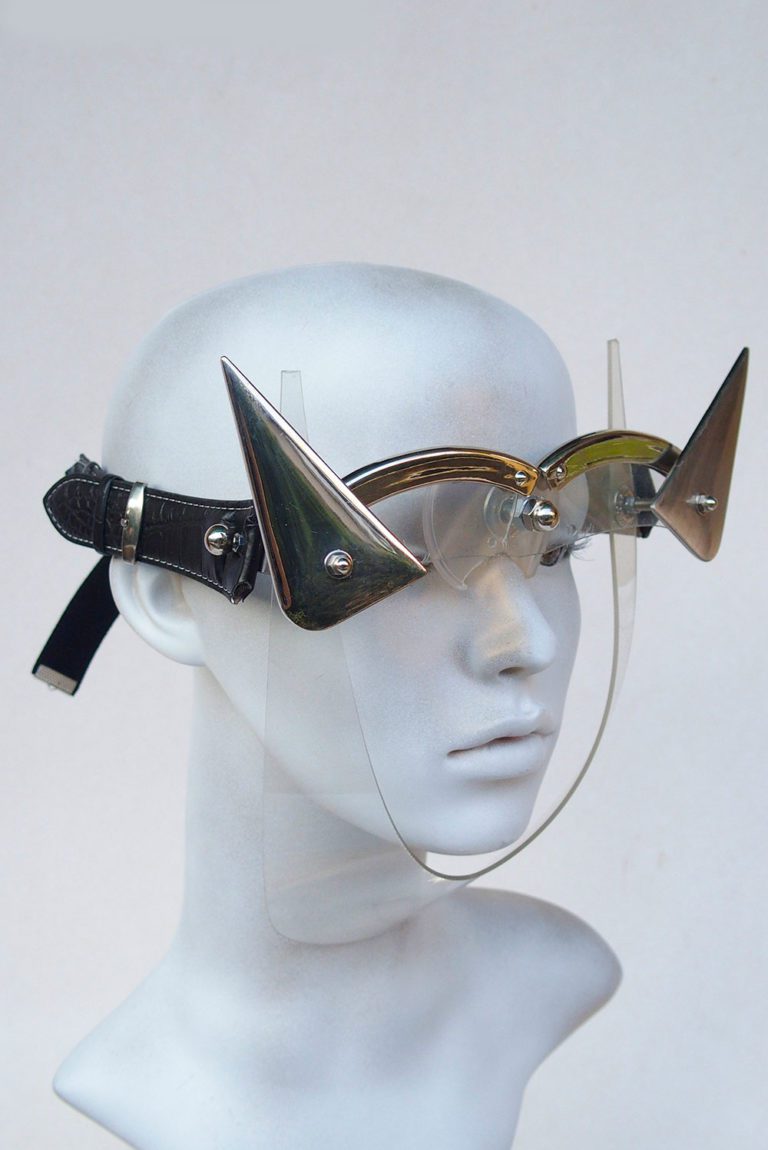 mask with horns