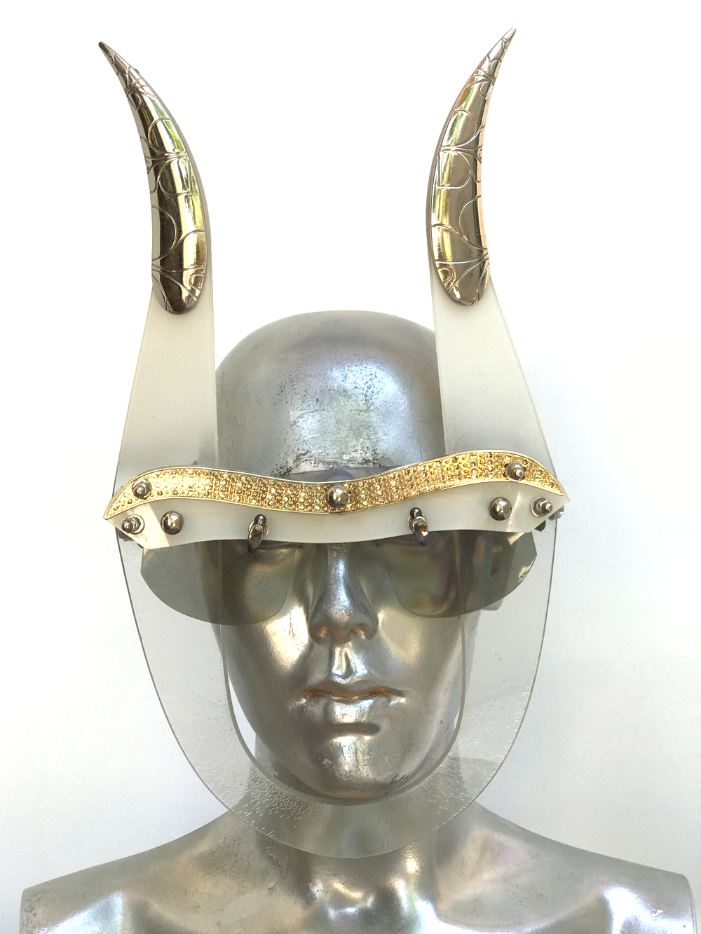 white mask with horns