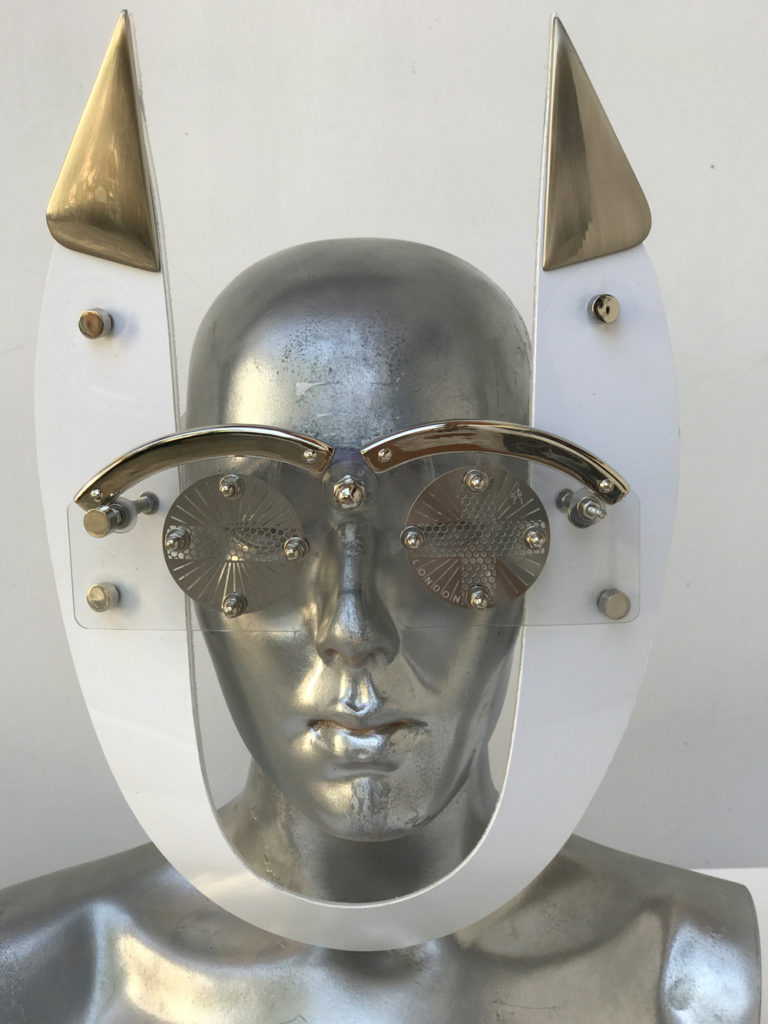 eye wear with horns
