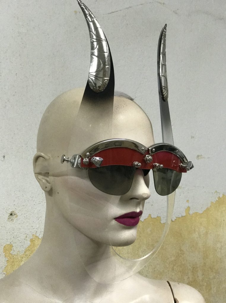 unusual eye wear mask with horns Hi Tek - Image 2
