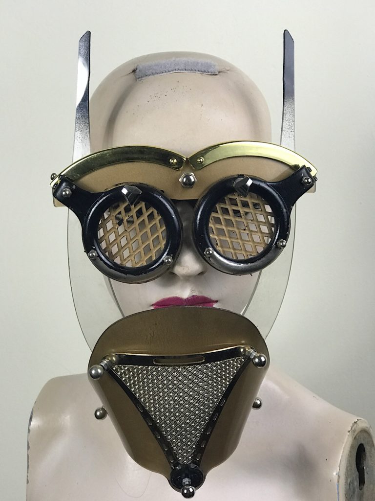 Gold mask with horns muzzle metal mouth shield perforated metal ocular lenses for artists styling filming - Image 2