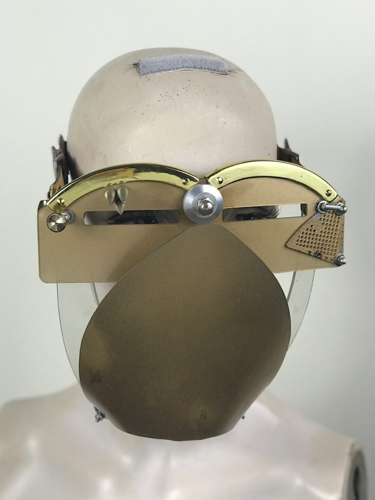 Gold eye wear mask with spikes and muzzle futuristic fantasy  modern steampunk unusual Hi Tek - Image 2