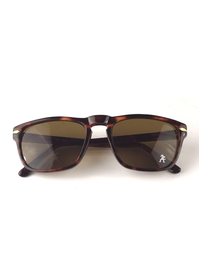 square rectangle tortoise sunglasses
