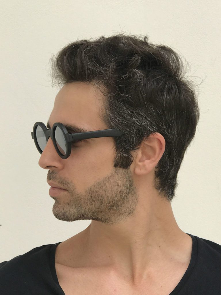 black sunglasses mirror lens